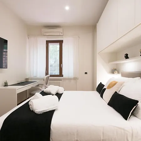 Casa Orchidea Deluxe Apartment Rome